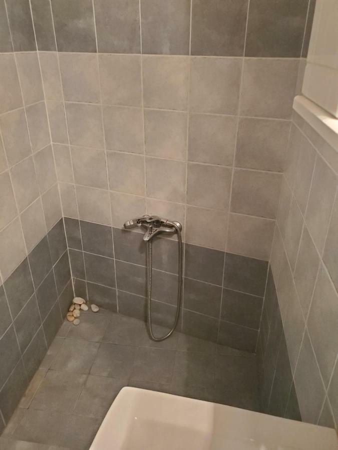 Icthyoessa Apartment Agios Kirykos  Luaran gambar