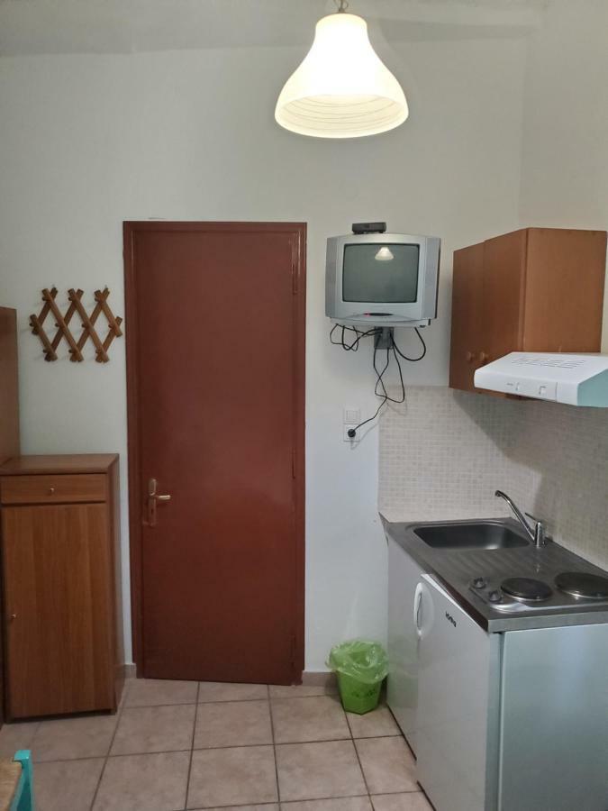 Icthyoessa Apartment Agios Kirykos  Luaran gambar